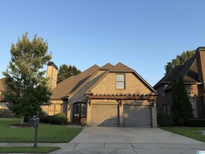 Building Photo - 2304 Arbor Glen