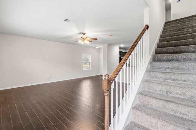 Building Photo - 18715 Windy Stone Dr