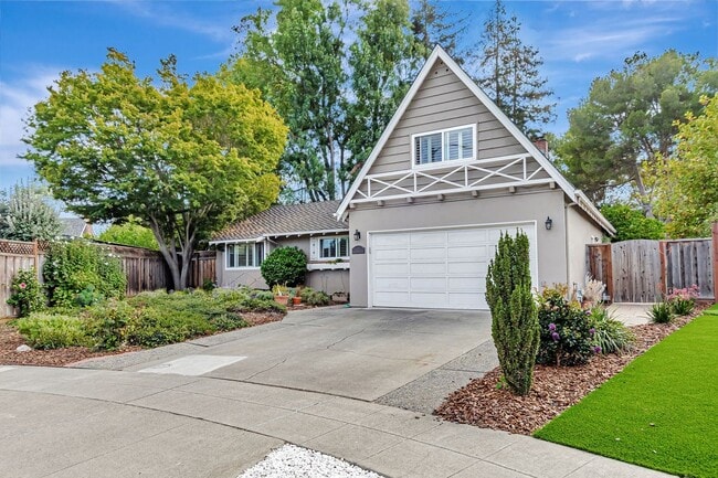 Building Photo - Elegant and Spacious 4Bedroom Sunnyvale Home