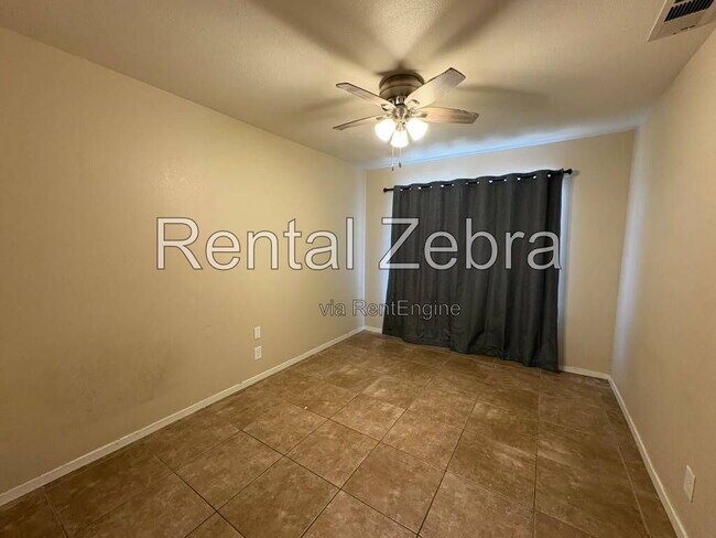 Building Photo - 1340 Frankfort Ct