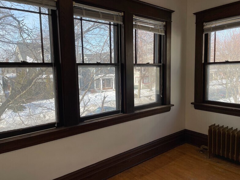 Building Photo - 3241 Humboldt Ave S