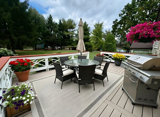 Building Photo - 3 Bedroom 1.5 Bathroom in Harrisburg -Cent...