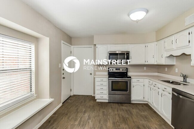 Building Photo - 3 Bedroom Pet-Friendly Home in PLANO, TX w...