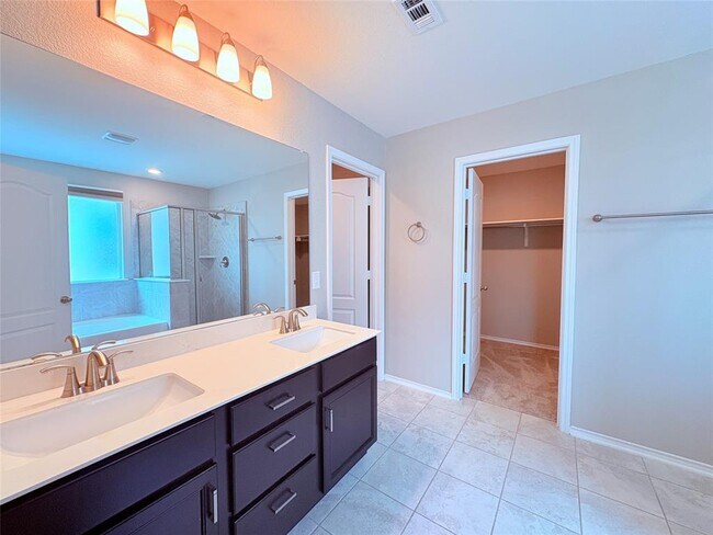 Building Photo - 301 Espresso Dr