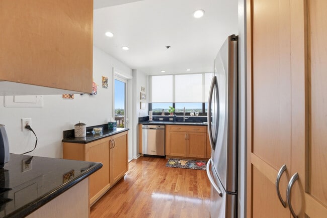 Building Photo - 1361 S Ocean Blvd