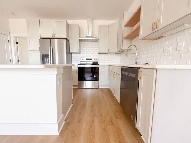 Building Photo - The Garrett | 3-Bedroom Home with Pool and Pickleball Court at Highbury