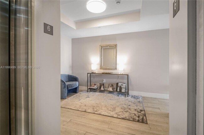 Building Photo - 10201 E Bay Harbor Dr