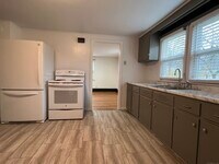 Building Photo - 1262A Meriden Ave