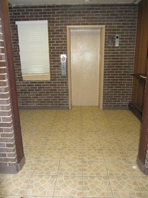 Building Photo - 7610 W Grand Ave