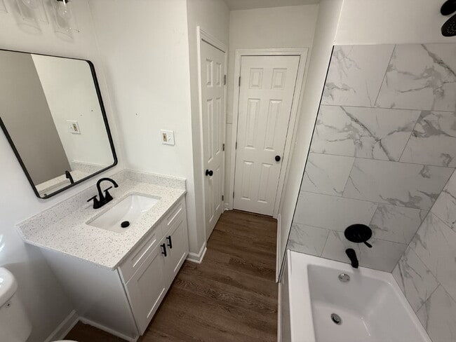 Building Photo - **Spacious 4-Bedroom Home with Modern Comforts in Decatur, GA**