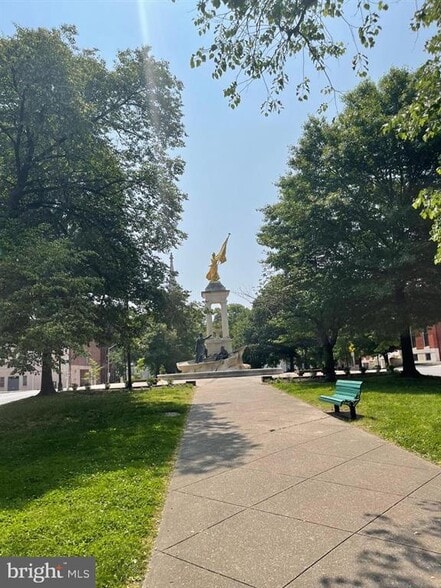 Building Photo - 1310 Eutaw Pl