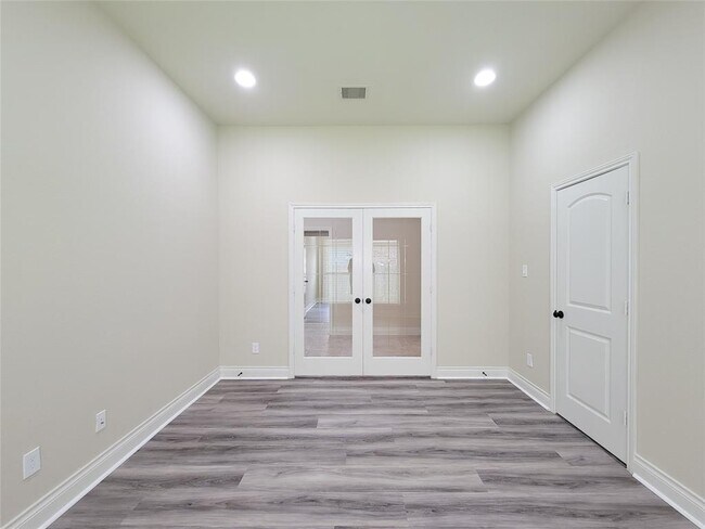 Building Photo - 1314 Watercrest Park Ln