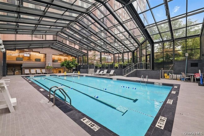 Building Photo - 4 Martine Ave