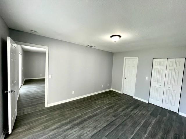 Building Photo - 705 Harland Ct