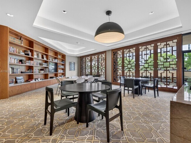 Building Photo - 11113 Biscayne Blvd