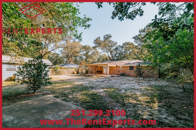 Building Photo - 3866 Hilton Dr