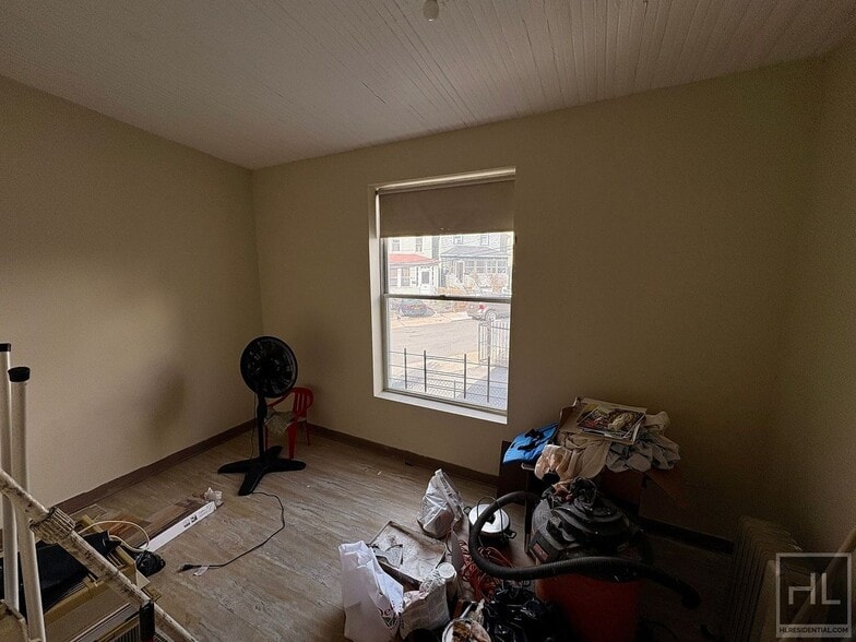 Building Photo - McLean avenue, Yonkers