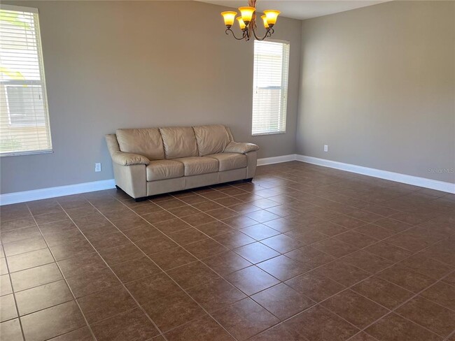 Building Photo - 4151 Knollpoint Dr