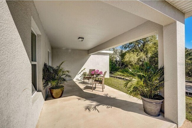 Building Photo - 1269 Vanderway Ln