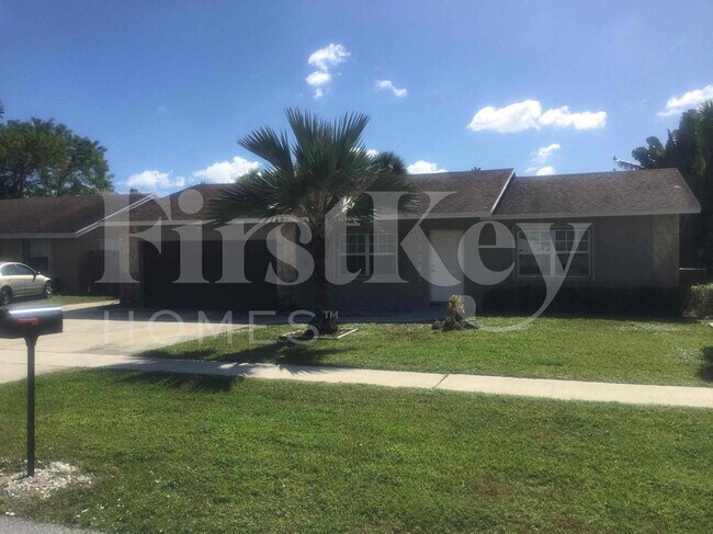 Building Photo - 19742 Carolina Cir