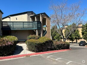 Building Photo - 1 Bedroom