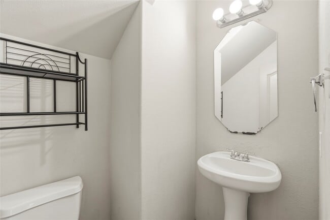 Building Photo - 5907 Water Violet Ln