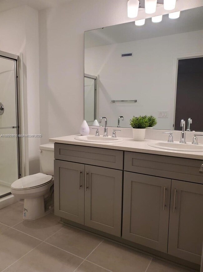 Building Photo - 3563 Davenport Creek Ct