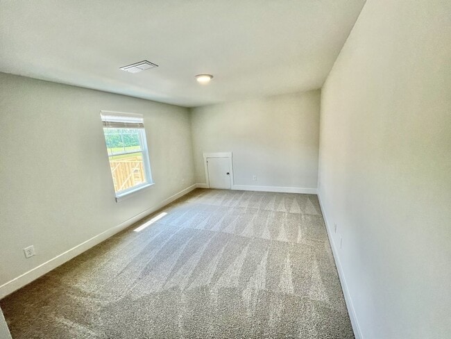 Building Photo - 2633 Unitas Dr