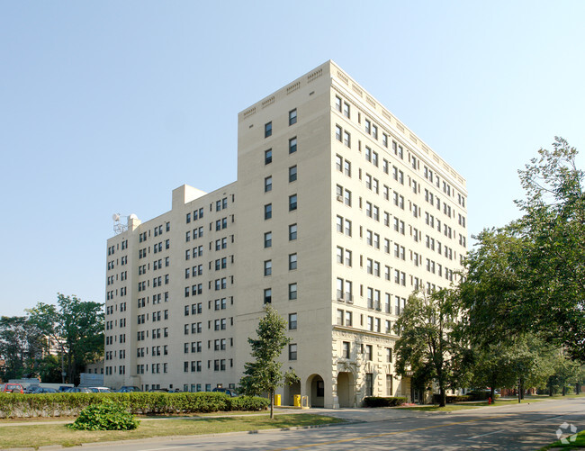Primary Photo - Fairfax House