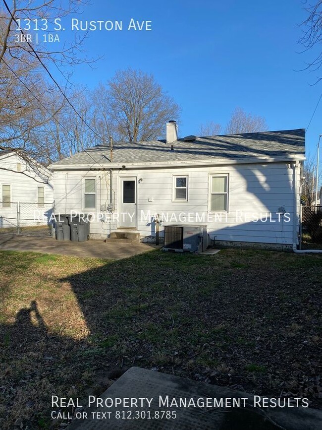 Building Photo - 1313 S Ruston Ave