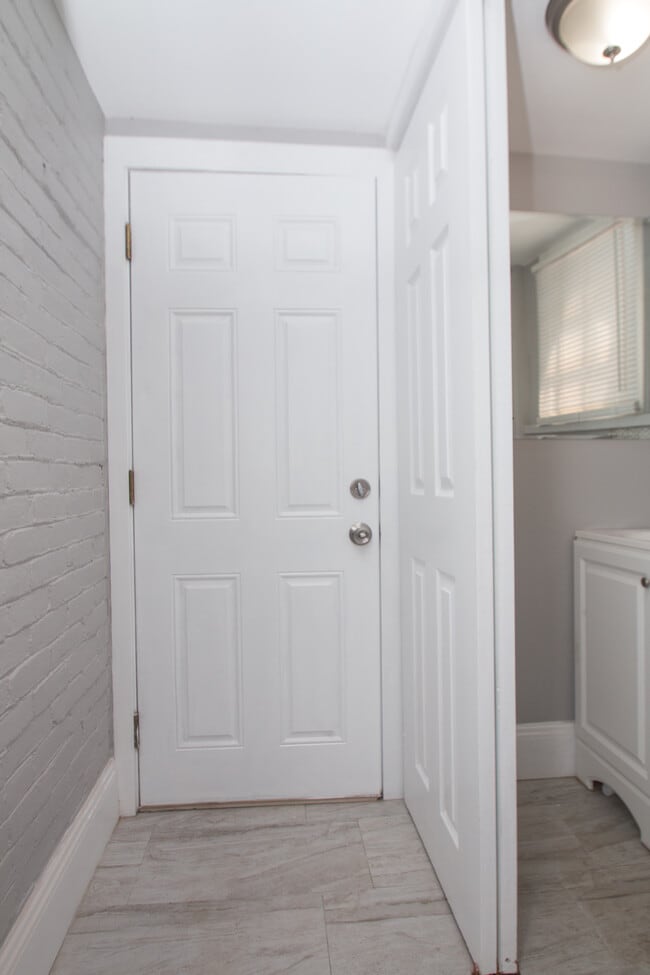 Building Photo - 3843 N Bouvier St