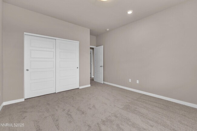 Building Photo - 1466 Copper Point Cir