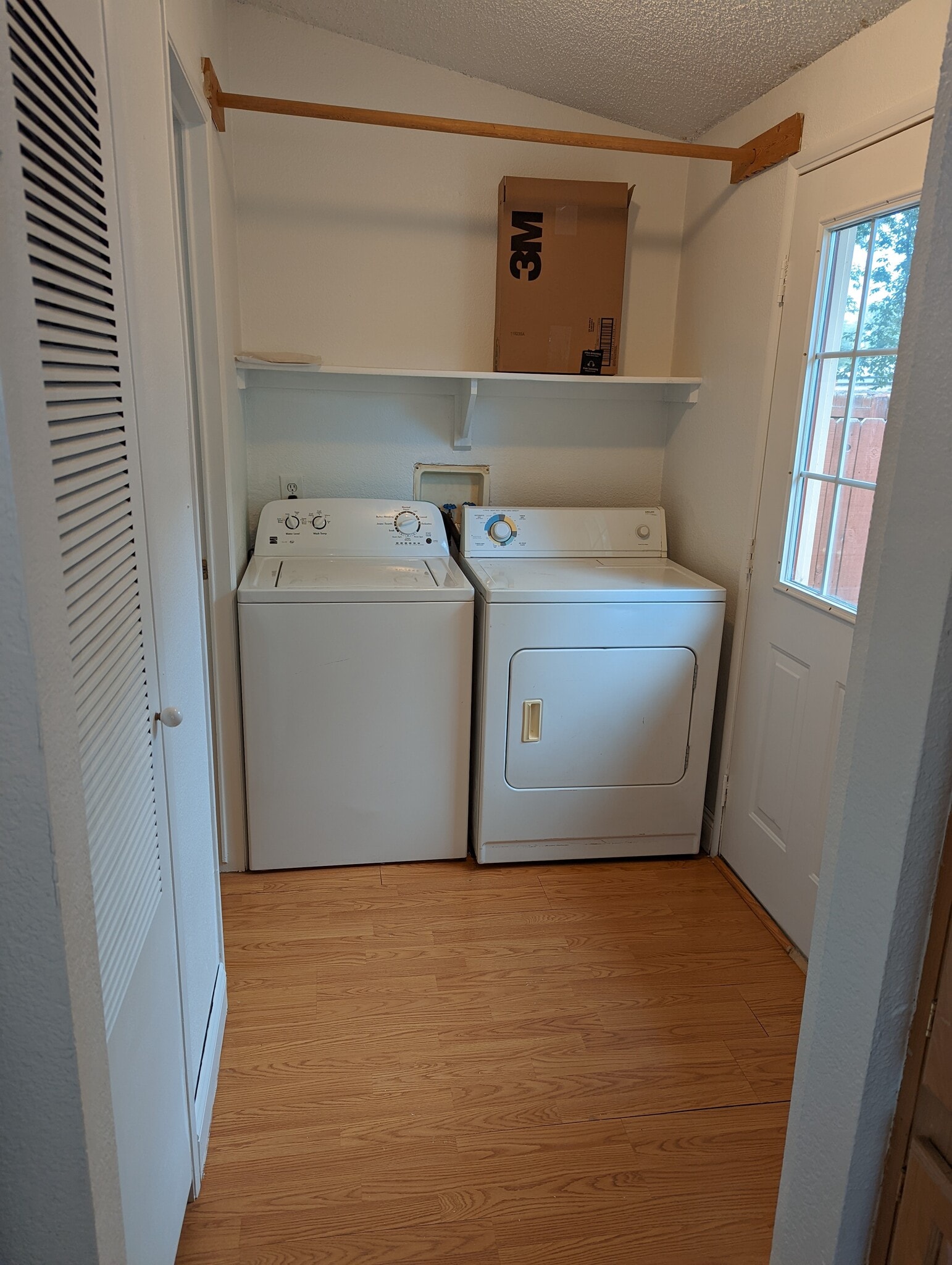 Building Photo - 514 Holbrook St