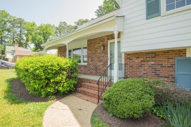 Building Photo - 2801 Pennington Rd