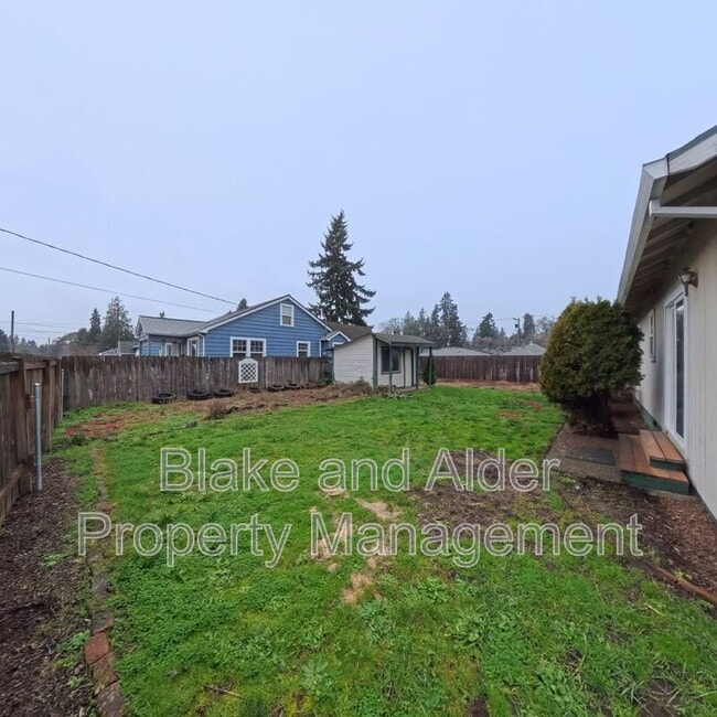 Building Photo - 720 Portland Ave