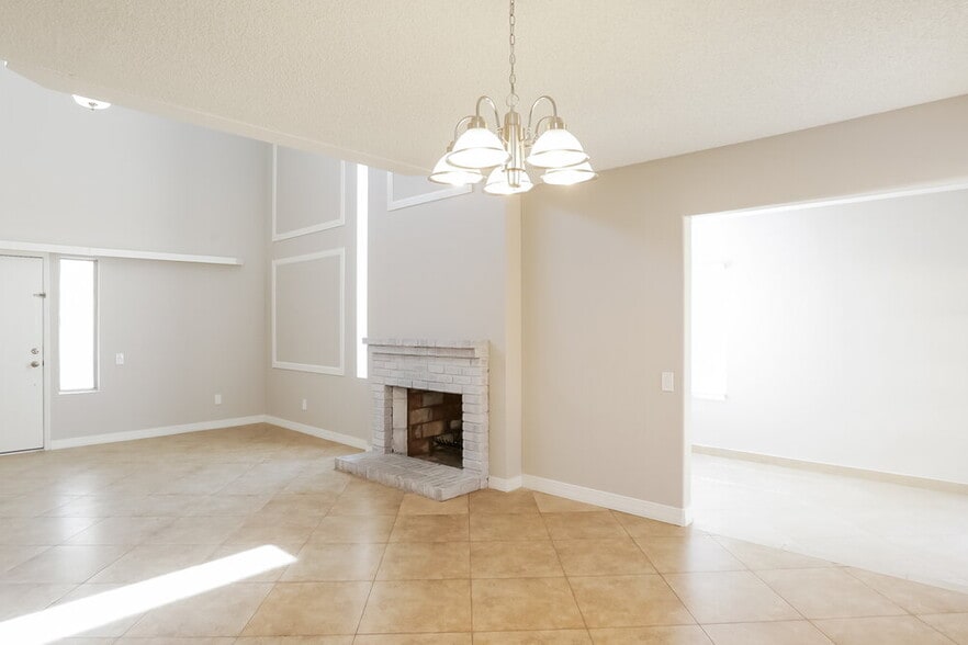 Building Photo - 7030 S 42nd St