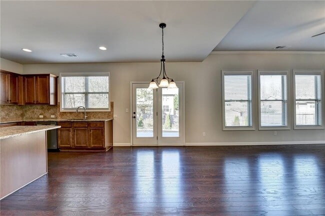 Building Photo - 4810 Haysboro Way