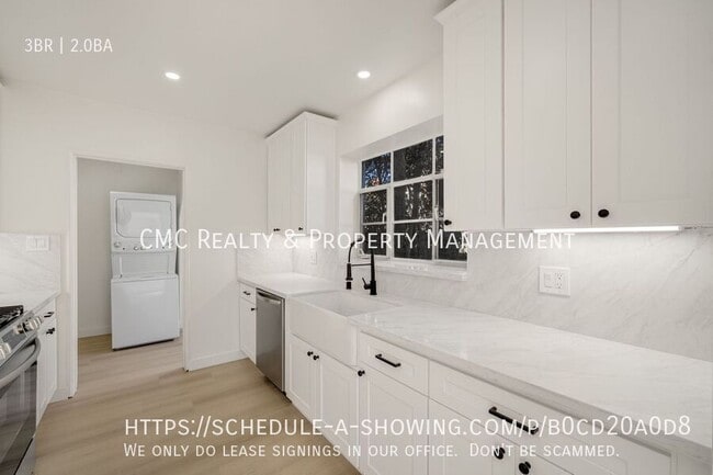 Building Photo - 33 Kennebec Ave