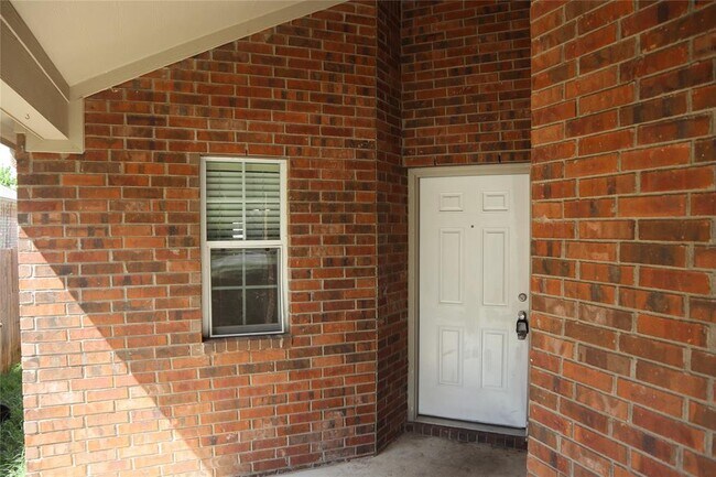 Primary Photo - 158 Razzmatazz Trail