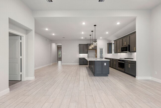 Building Photo - 6442 Pomegranate Blossom Dr