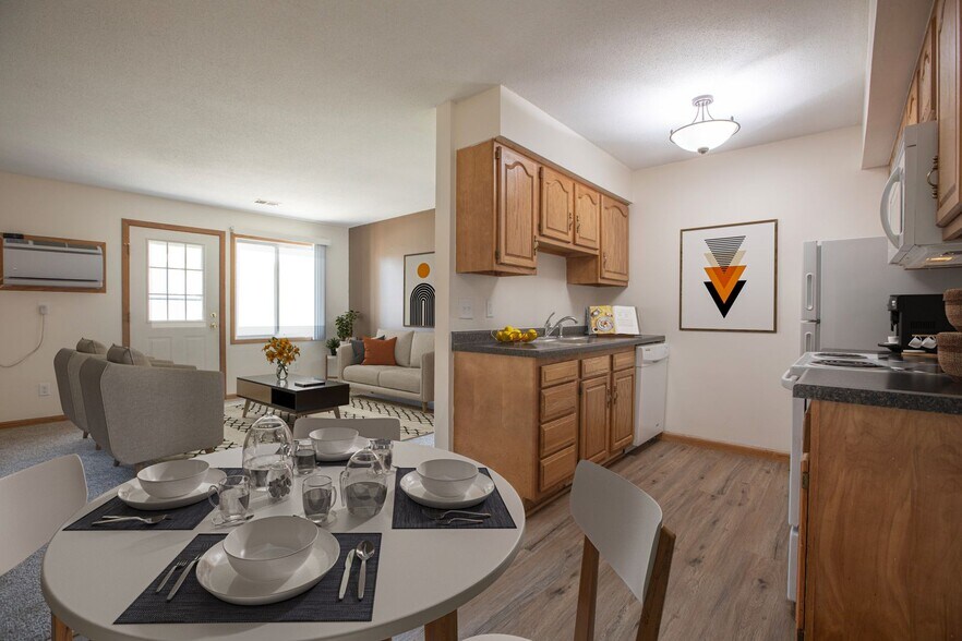 Interior Photo - Windfield Estates in Bloomington
