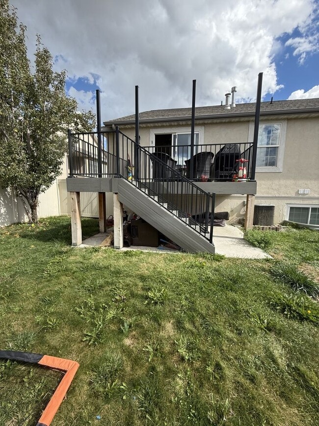 Building Photo - 2962 E Somerset Dr