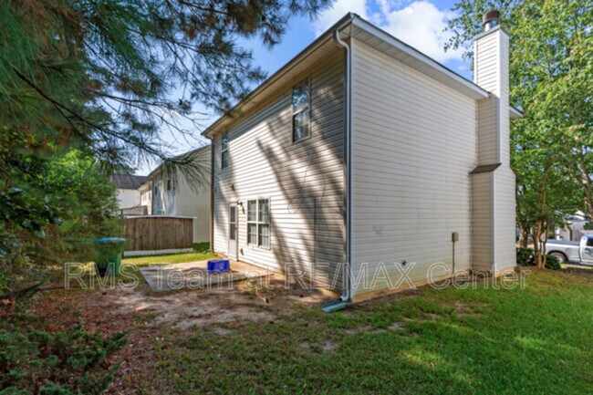 Building Photo - 2284 Oakland Spring Dr