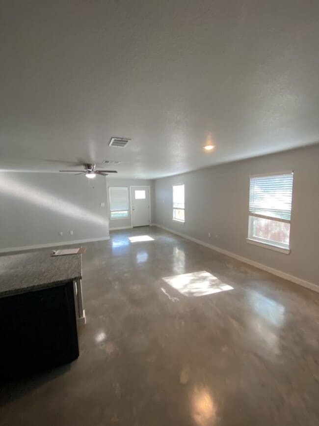 Building Photo - 1418 Shoshoni Trail