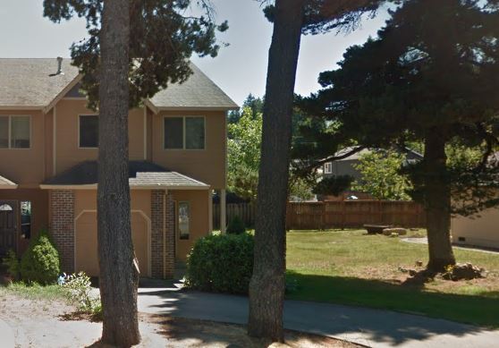 Building Photo - 1119 Maple St