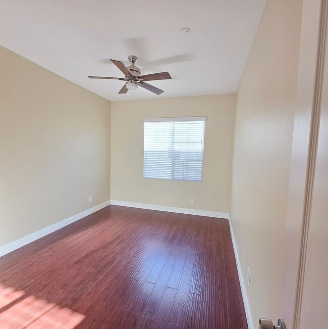 Building Photo - Save on Rent - Half Off Rent if move By No...