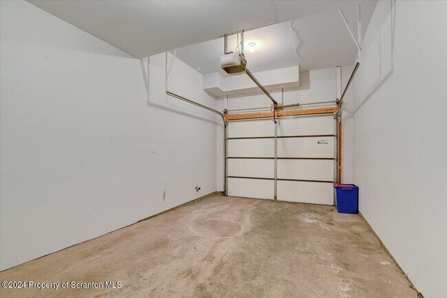 Building Photo - 603 Edith St