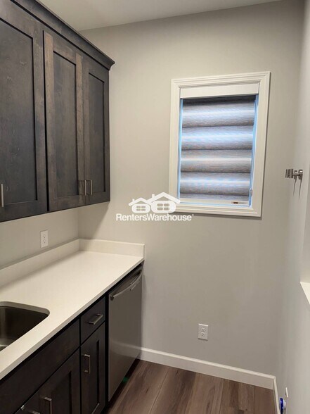 Building Photo - 17955 Headwaters Dr