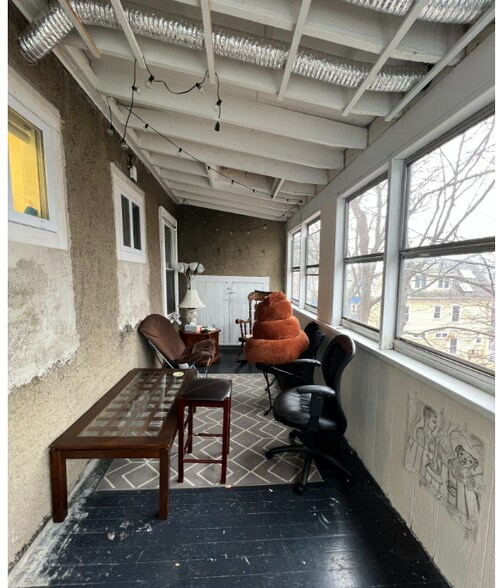 Building Photo - 121 Liberty Rd