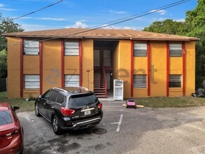 Building Photo - Unit 2